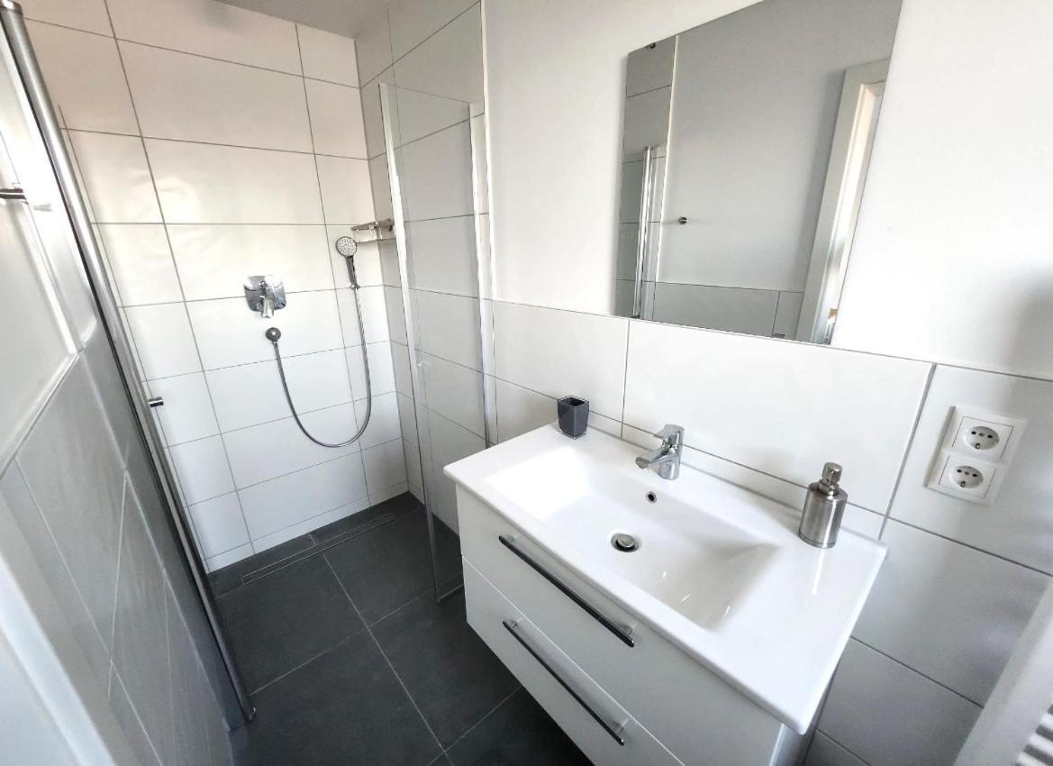 Modernes Apartment Mit Wifi, Aufzug & Kostenlos Parken El-Living 아우크스부르크 외부 사진